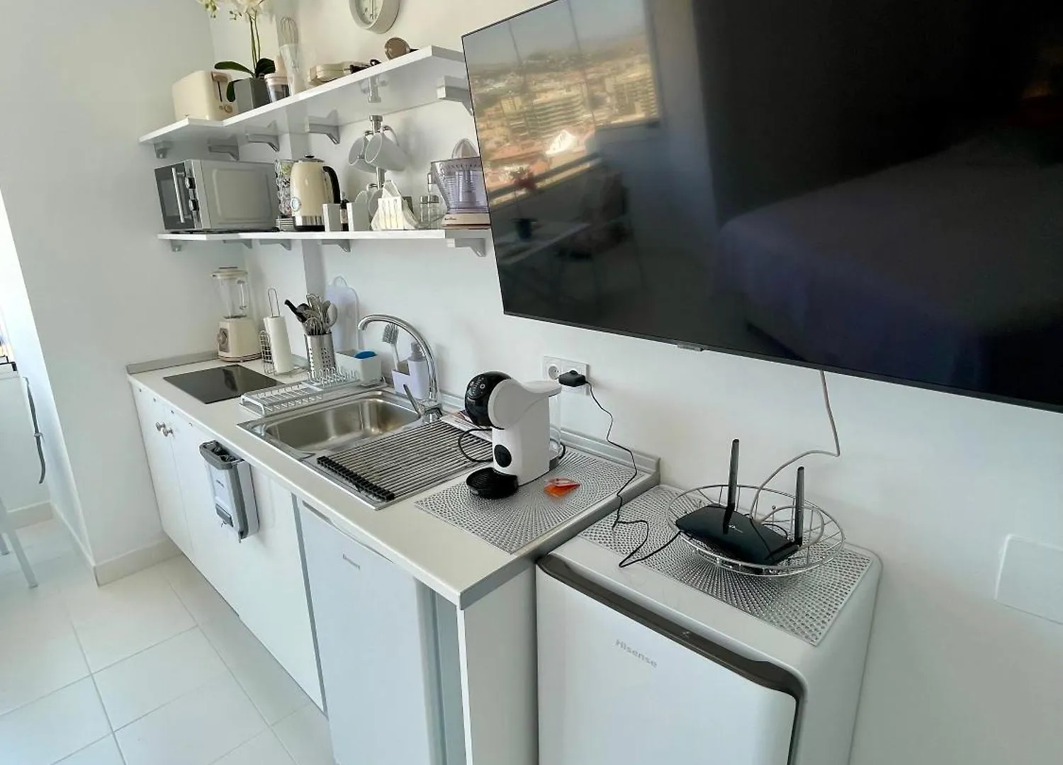 Sunny Beachside Retreat With Mountain And Sea Views Fuengirola 0*,  Španělsko